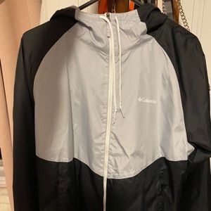 Columbia windbreaker